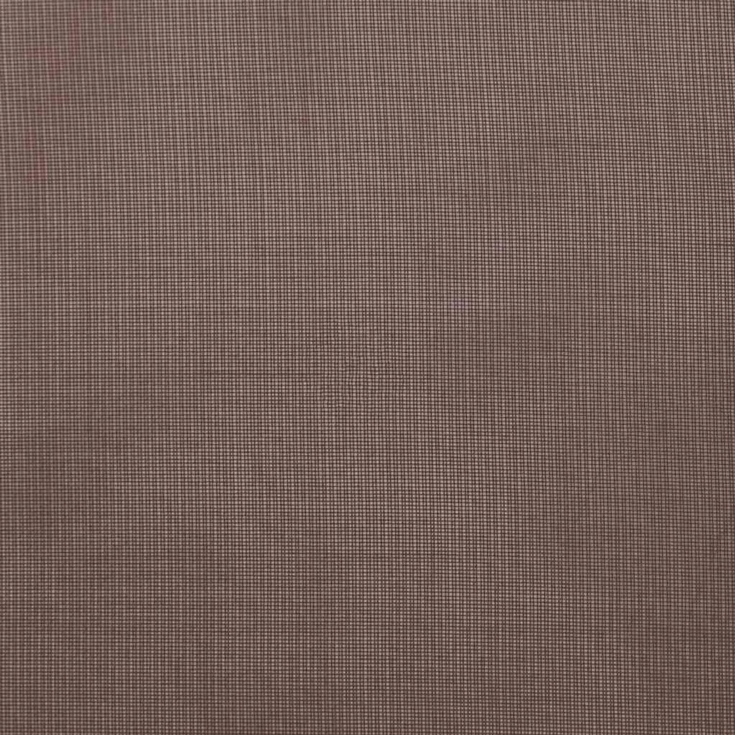 Brauner Voile Vorhang aus Polyester mit feiner Webstruktur und Stangentasche, halbtransparent.