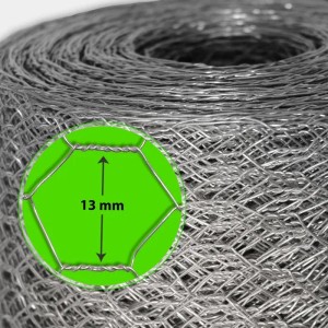 Detailaufnahme Drahtzaun, verzinkt, 13 mm Maschenweite, Sechseckgeflecht für Garten und Kleintiere.