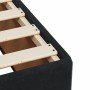 Detailansicht Boxspringbett: Schwarzer Samtbezug, Holzlattenrost. Bett für erholsamen Schlaf.