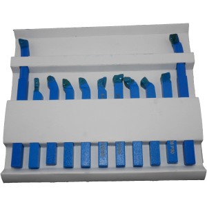 Rotwerk Hartmetall-Drehmeißelsatz, 11-teilig, 8x8 mm, für Drehmaschinen. Blaue Werkzeuge in weißer Halterung.