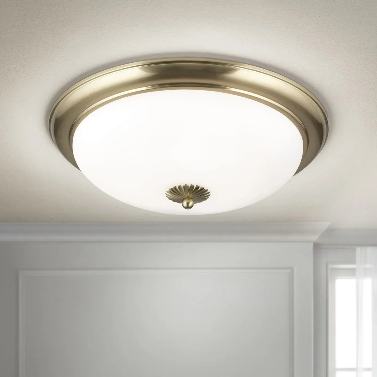 Orion Deckenleuchte Empira, Ø 47cm, Messing matt, klassische Lampe für Wohnräume.