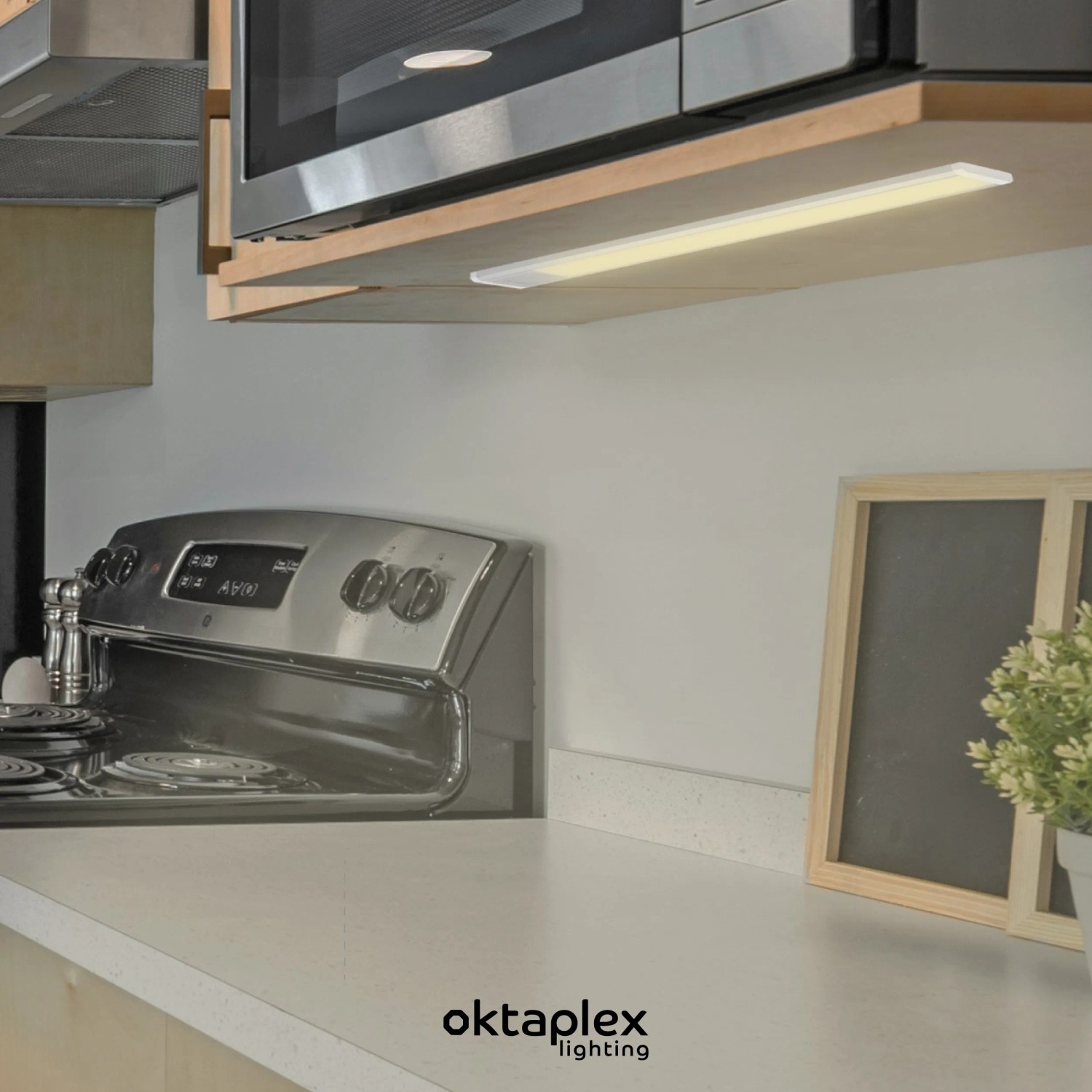 2er Set Oktaplex LED Unterbauleuchte, flach, Aluminium, 58cm, Küchenbeleuchtung, warmweiß.