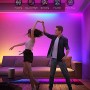 Govee RGBIC LED-Leuchtstreifen 5m im Wohnzimmer mit dynamischer Musik-Synchronisation.