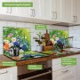 Banjado Herdabdeckplatte Glas mit Blumenstrauß als Schneidebrett und Spritzschutz in Küche.