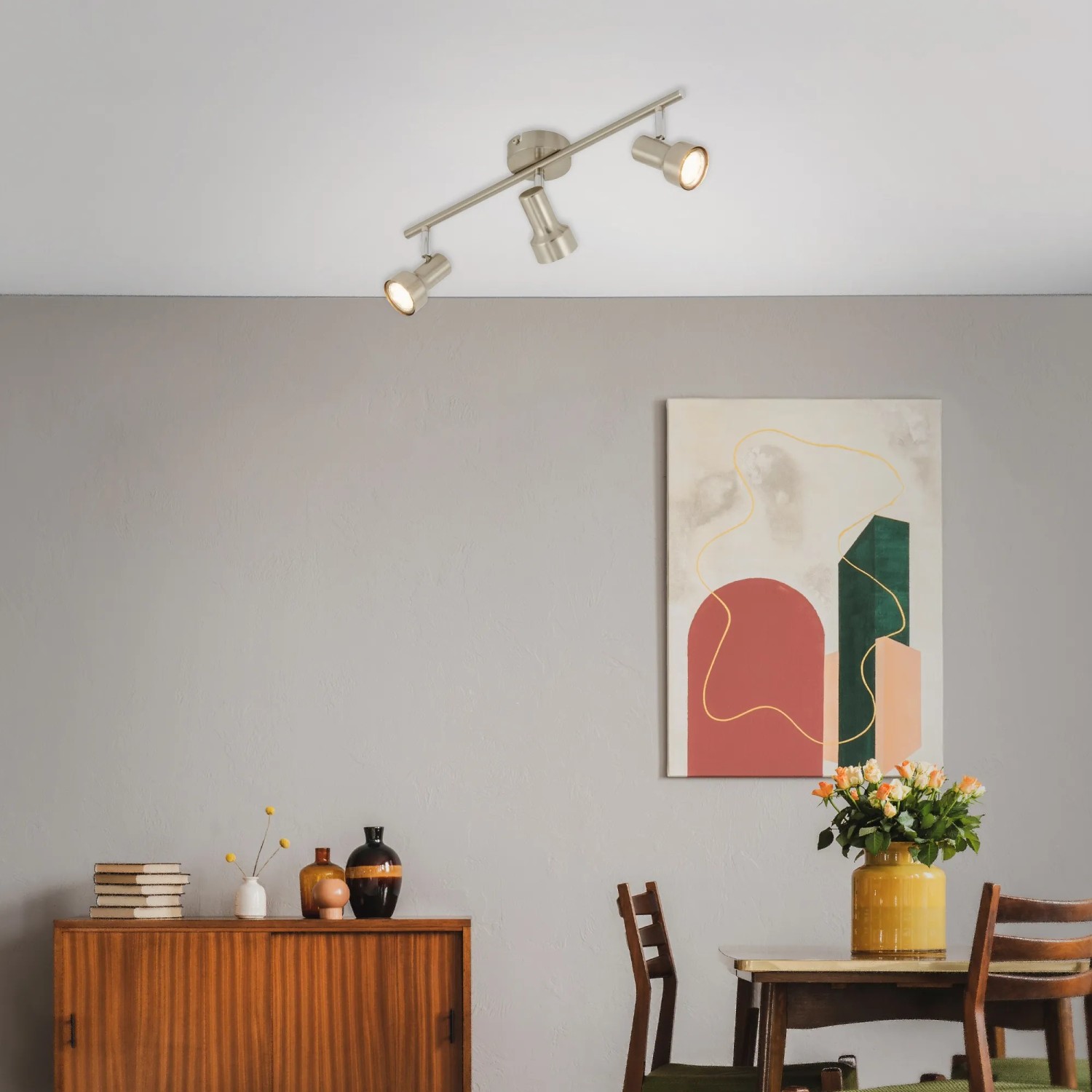 Briloner LED-Spot mit 3 Leuchten in Nickel matt, schwenkbare Deckenleuchte für Wohnräume.