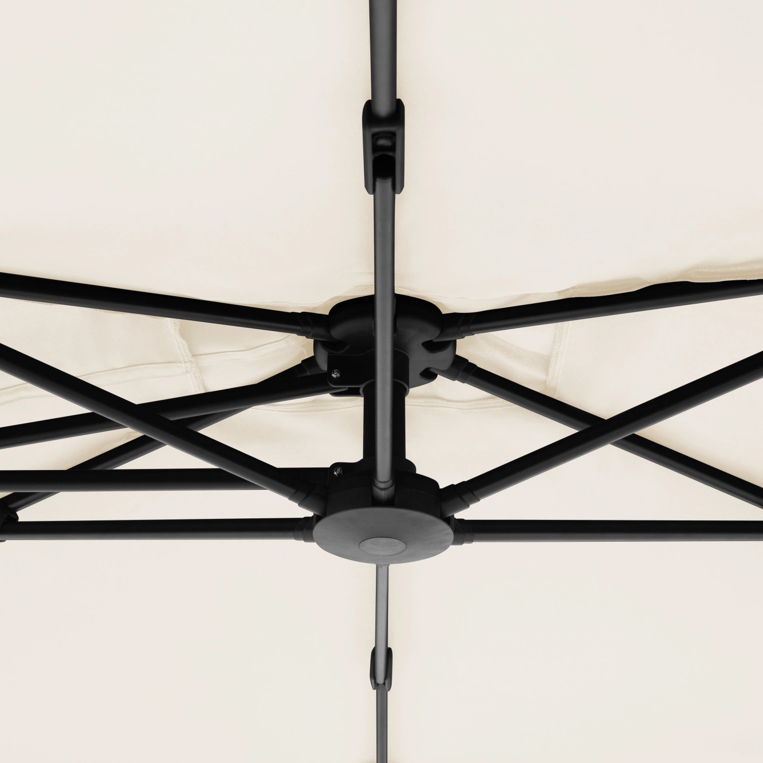 Detailaufnahme des Doppler Ampelschirm 245x135 Natur, zeigt Schirmstreben und Mechanik.