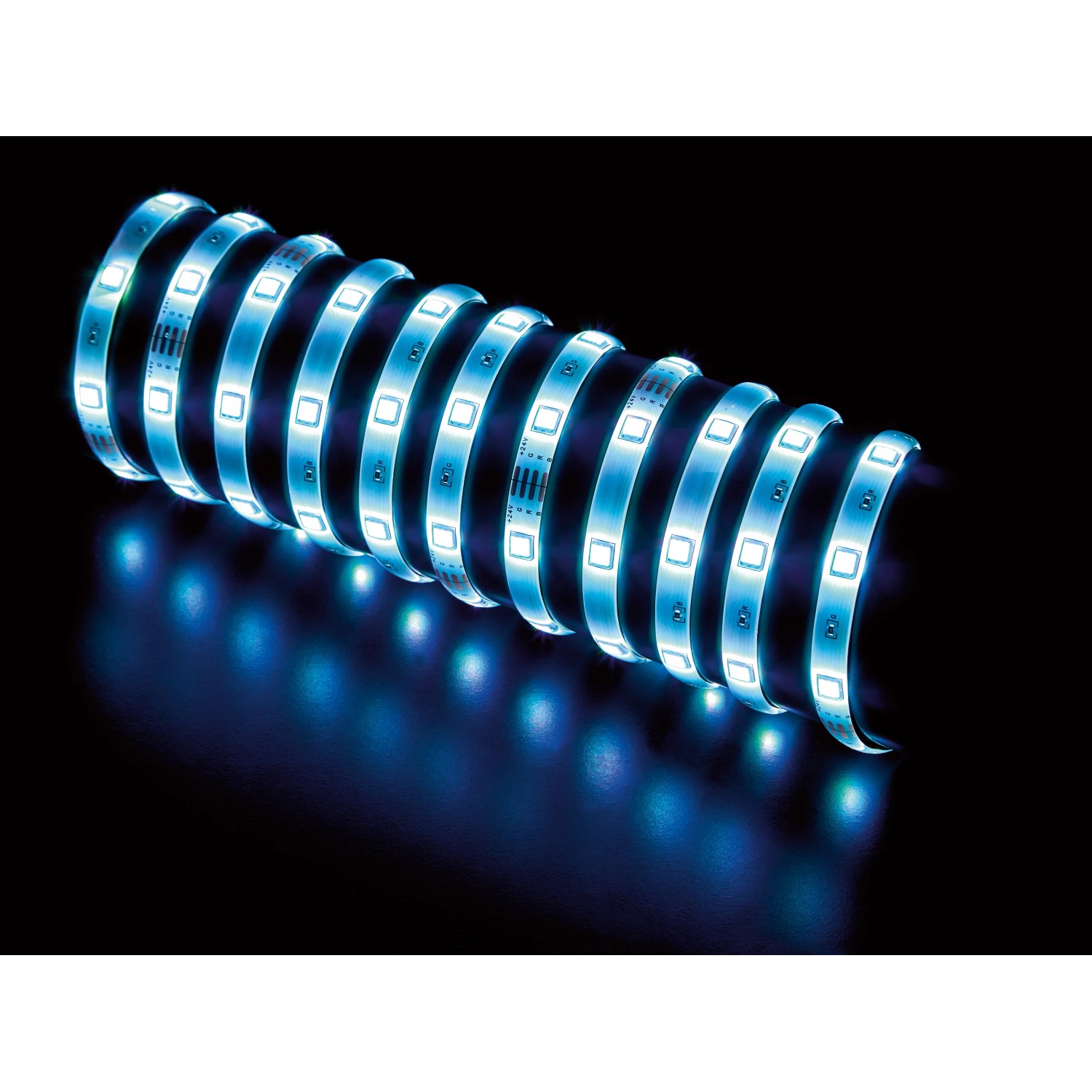 Aufgerolltes LED-Flexband RGB, 10 m, mit blauen Lichteffekten. LED-Streifen mit Fernbedienung.