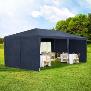 Blaues Juskys Partyzelt 3x6m mit Seitenwänden und Tischen im Garten.