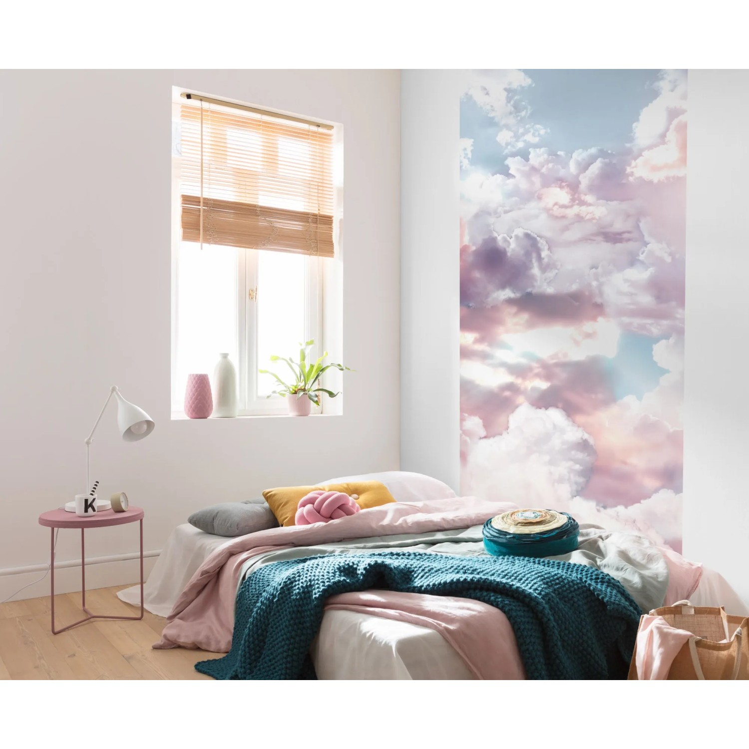 Komar Vlies Fototapete Clouds Panel im Schlafzimmer mit Wolkenmotiv, 100x250 cm.