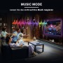 Familie vor TV mit farbigem MegaLight Smart LED USB-Strip RGB. Licht reagiert auf Musik. Dimmbare TV-Hintergrundbeleuchtung.