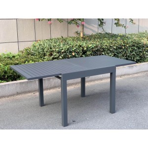 Rechteckiger, ausziehbarer Gartentisch von Garden Pleasure aus Aluminium, grau.