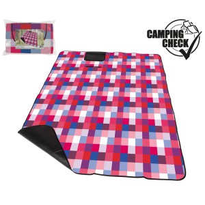Picknickdecke mit Schottenmuster und PU-beschichteter Unterseite für Camping & Freizeit.