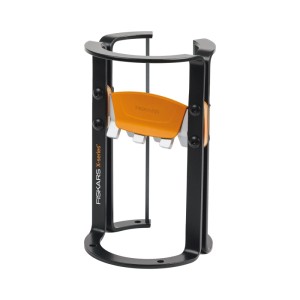 Fiskars Anzündholzspalter X-Series Gr. S, schwarz-orange, zum sicheren Spalten von Anzündholz.