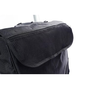 Detailaufnahme der schwarzen Einkaufstasche des Ridder Rollator Premium mit Netzfach.