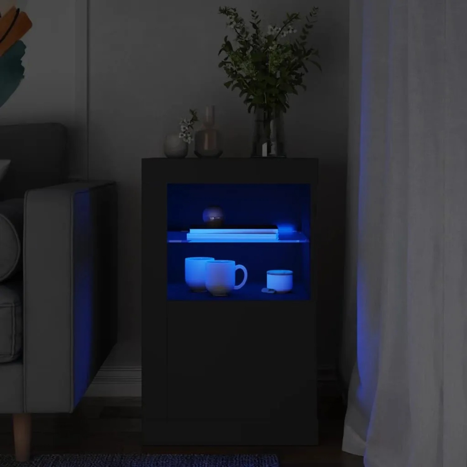 Schwarzer vidaXL Beistellschrank mit LED-Beleuchtung, Glasablage und Stauraum.