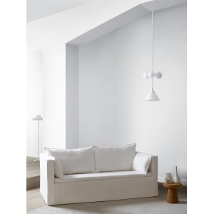 ELLE DECORATION Wandfarbe Angelic No. 606 (matt, 125ml) im hellen Wohnraum.
