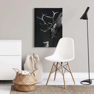Schwarz-weißes Leinwandbild: Hirsch und Hase im Winter-Look. Dekorative Wanddekoration für Wohnräume.