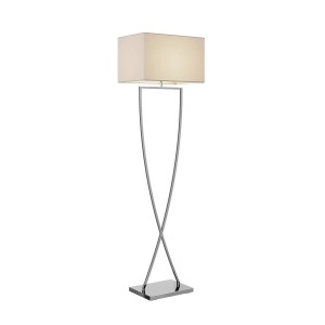 Moderne, weiße Lucande Stehlampe Evaine aus Metall mit rechteckigem Lampenschirm.