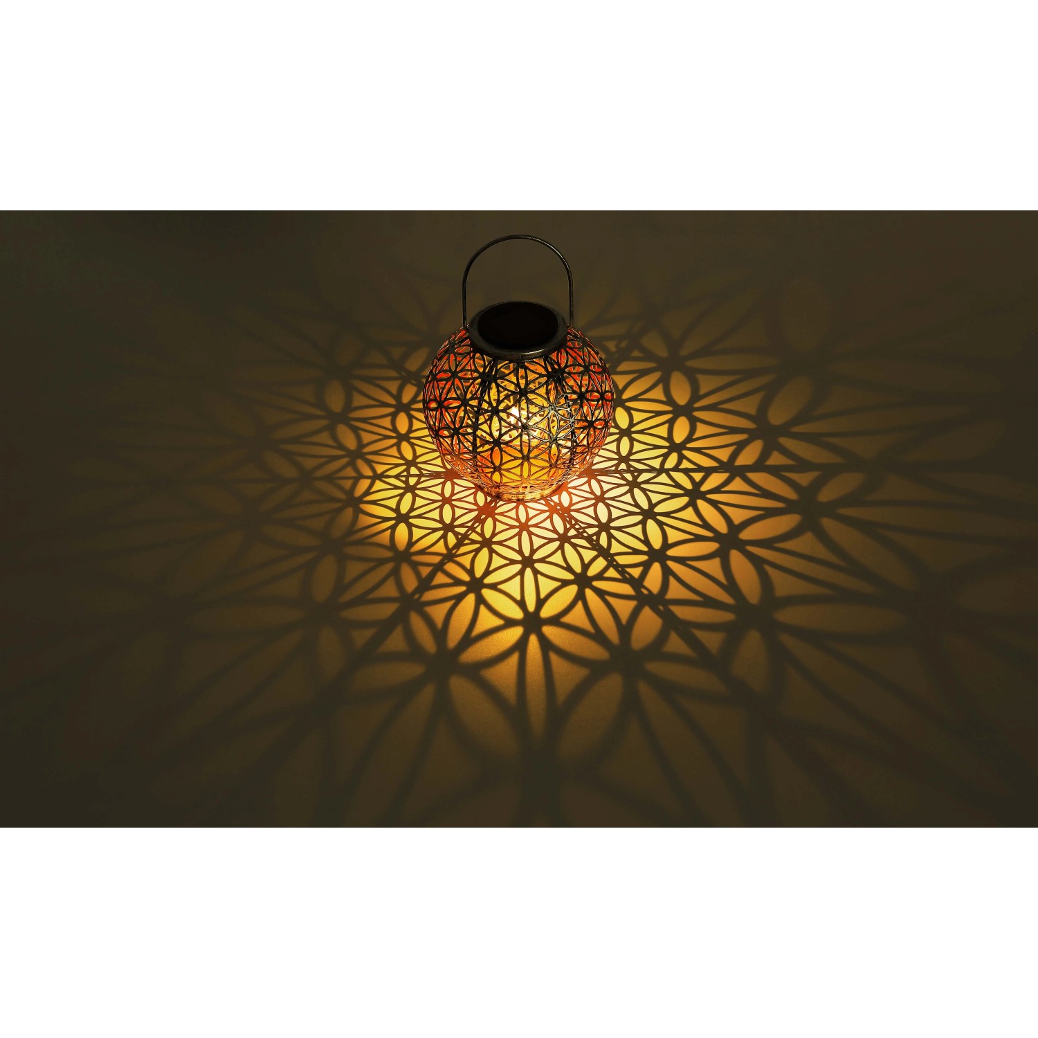 Silberne Globo LED Solar-Kugelleuchte mit Lebensblume, warmweißes Licht.