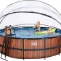 EXIT Wood Pool, ø 488 cm, mit Abdeckung, Leiter, Wärmepumpe und Sandfilterpumpe. Personen nutzen den Stahlrahmen Pool.
