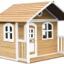 Axi Milan Spielhaus aus Holz in Braun und Weiß mit Veranda und weißen Akzenten.