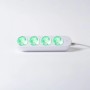 Weiße Shelly Power Strip 4 Gen 4 Steckdosenleiste mit vier Steckdosen und grüner LED Anzeige.
