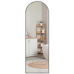 Schwarzer Floordirekt Ganzkörperspiegel Madison mit gewölbtem Aluminiumrahmen, 161x52 cm.