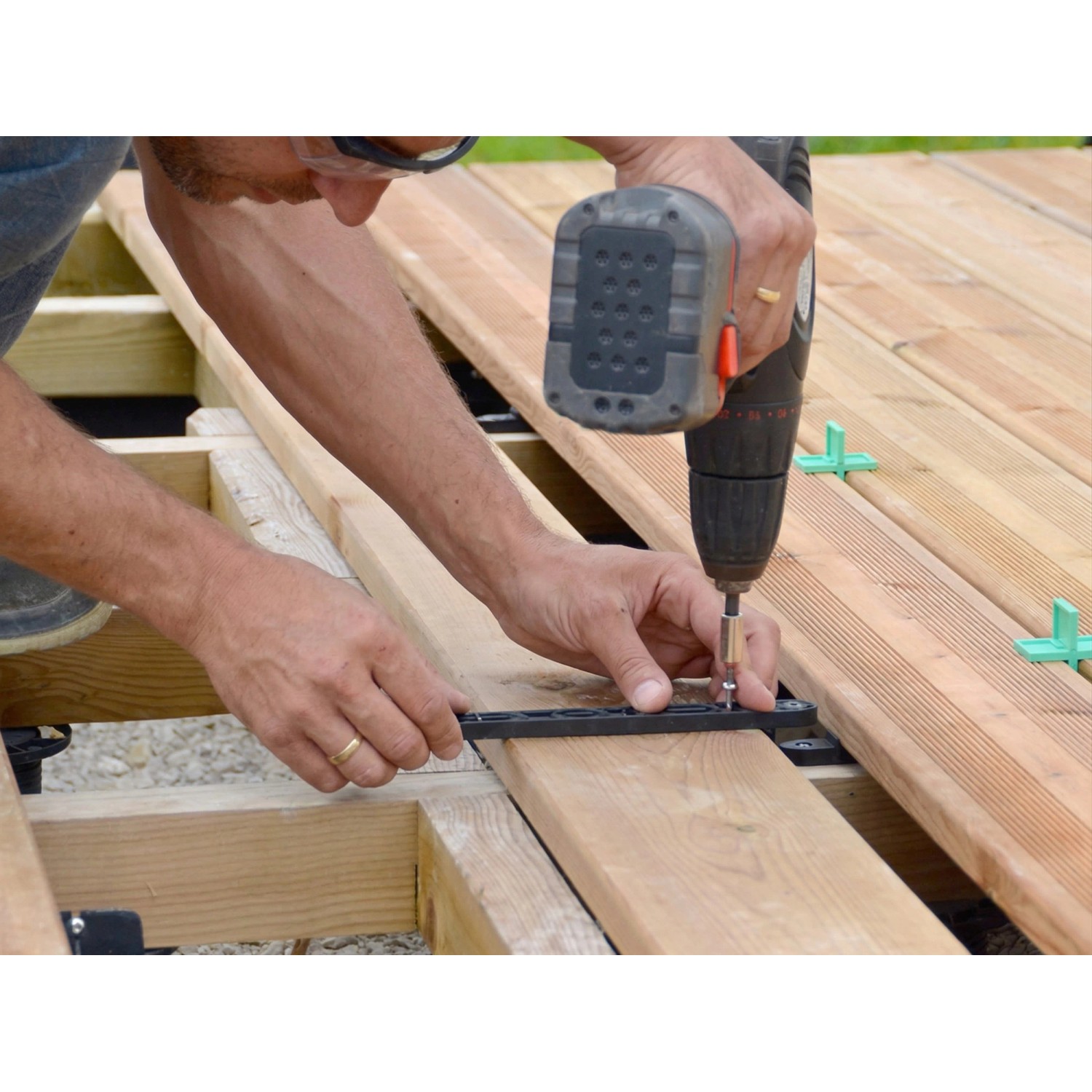 Ferax Fixego für Terrassendielen aus Holz 19-25 mm