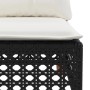 Detailansicht: Schwarze vidaXL Garten-Sofagarnitur aus Rattan mit cremeweißen Kissen.