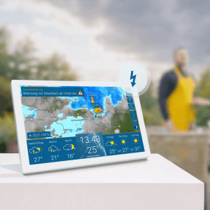 Weißes WetterOnline WetterDisplay zeigt WetterRadar mit Regen, Unwetterwarnung und 3-Tages-Prognose auf HD+-Farbdisplay.