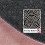 Detailansicht der rutschfesten Unterseite des rosa Ayyildiz Kurzflorteppichs (Ø 200 cm).
