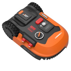 Worx Landroid M700 Plus Mähroboter (WR167E) in Orange und Schwarz, Aufsicht.