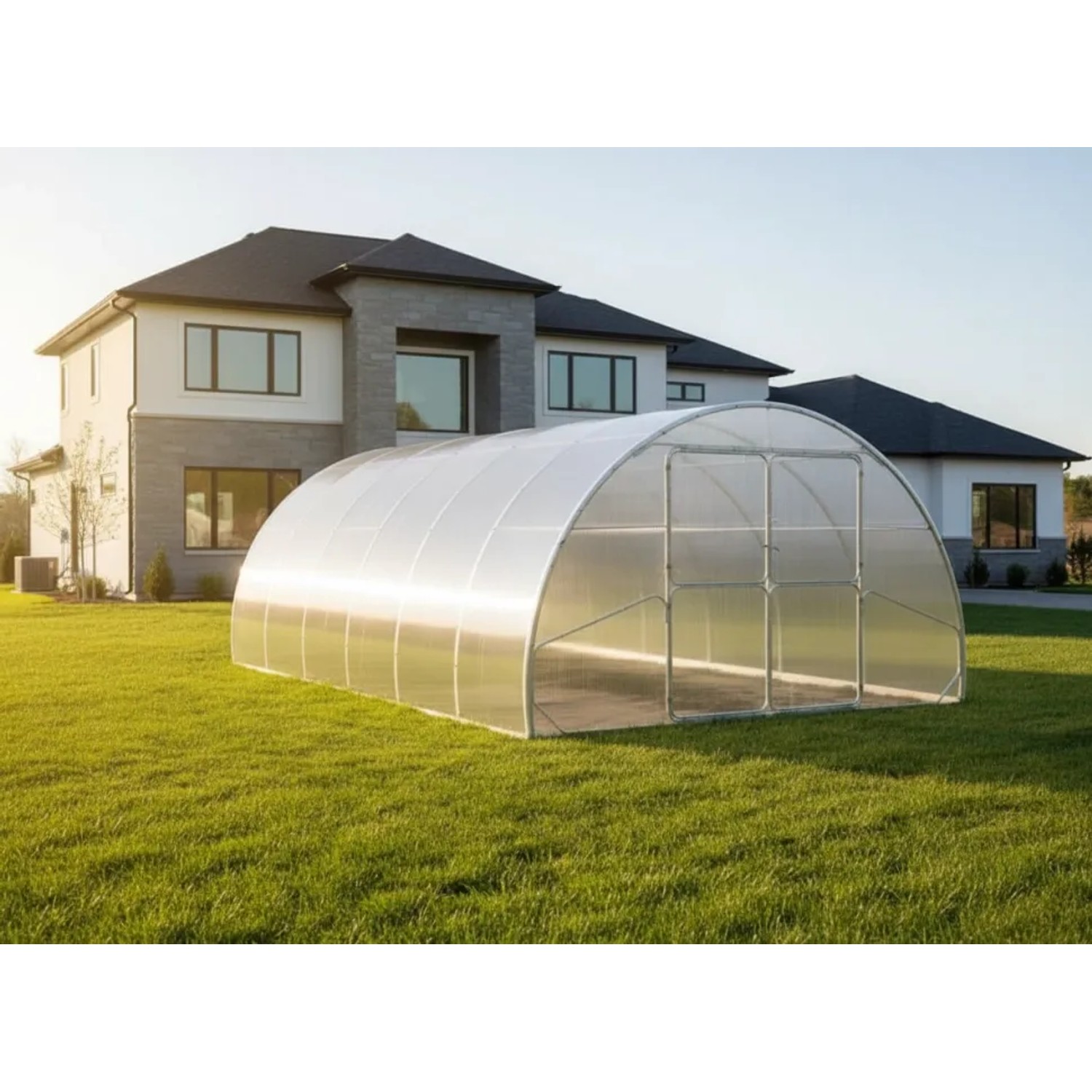 Garten Dream Gewächshaus Palace 4x6m mit Polycarbonatplatten im Garten.
