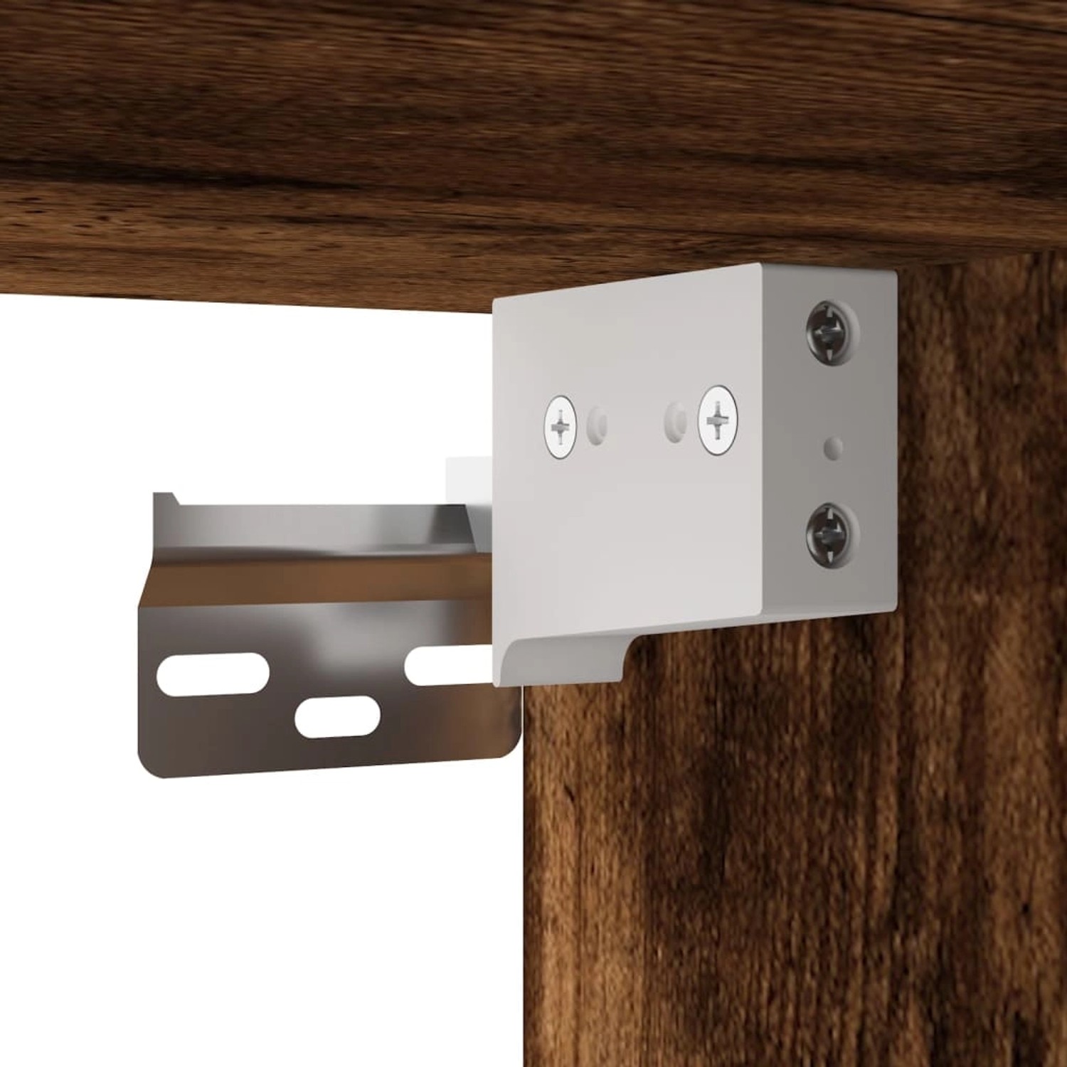 Detailaufnahme der Wandmontage eines vidaXL Nachttischs in Räuchereiche.