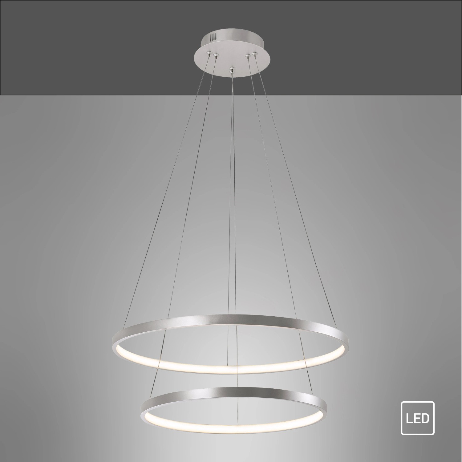 Moderne LED-Pendelleuchte Circle in Silber, Ø 50 cm, mit zwei Leuchtringen für warmweißes Licht.