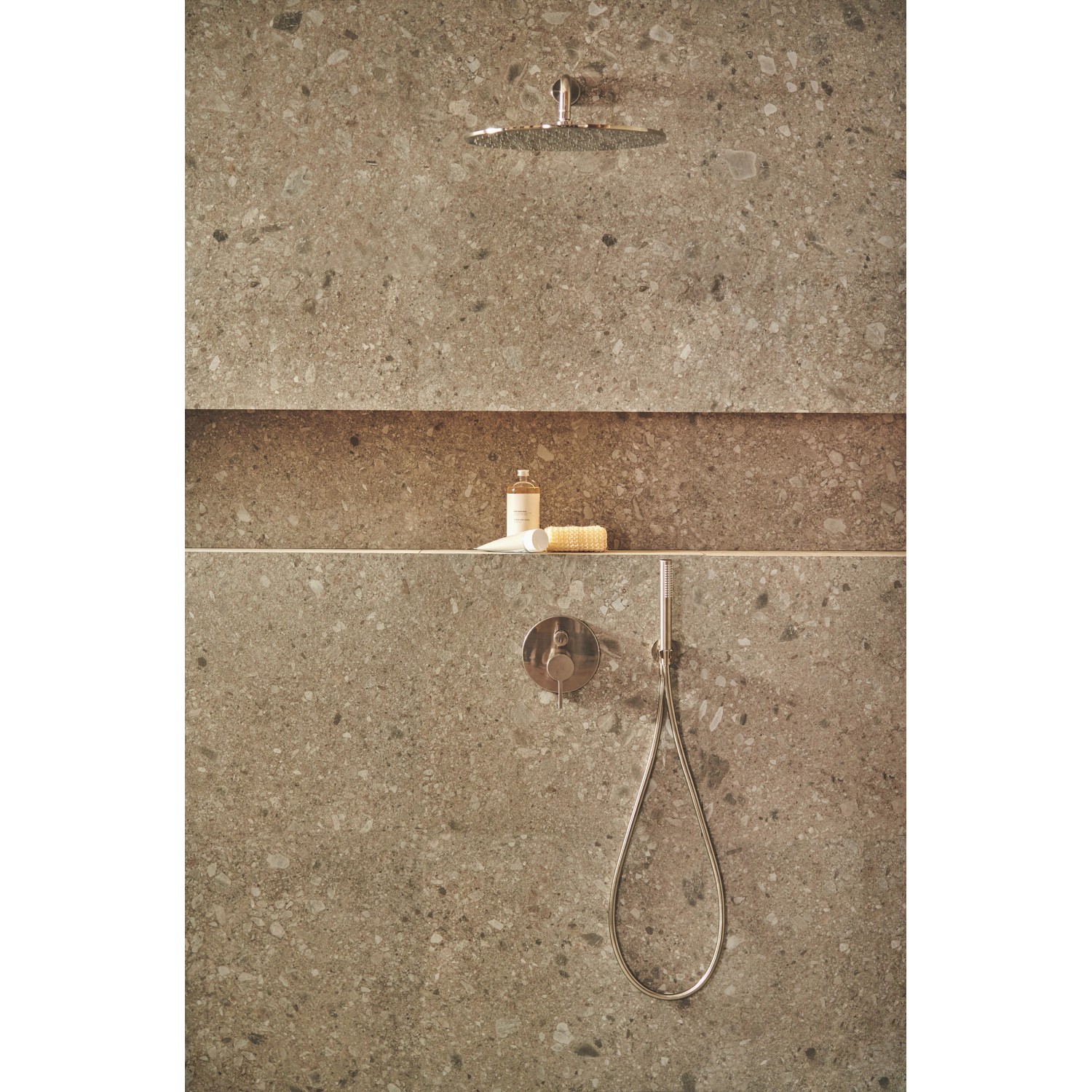 Ideal Standard Brauseschlauch Idealrain Atelier Idealflex 1750 mm Silver Storm in Dusche.