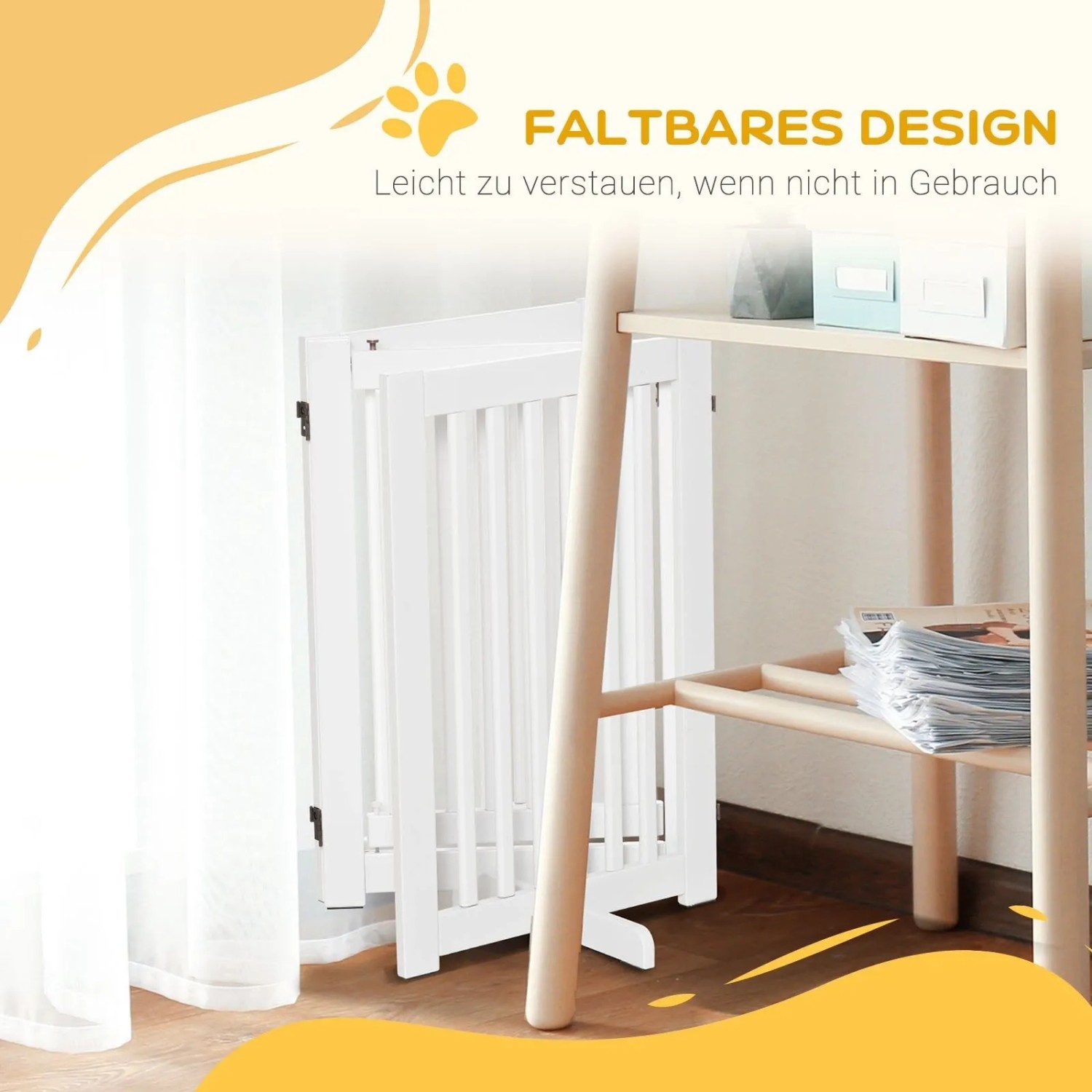 Weißes PawHut Türschutzgitter, faltbar und kompakt verstaut, neben einem Regal. Hundegitter.