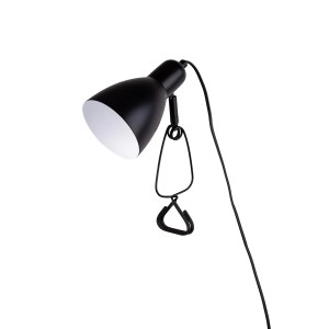 Schwarze Näve Klemmleuchte Mara, 28 cm hoch, mit Metallklemme und weißer Innenseite.