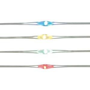 LED-Lichterkette Bündel mit bunten LEDs (Blau, Gelb, Grün, Rot) und transparentem Kabel.