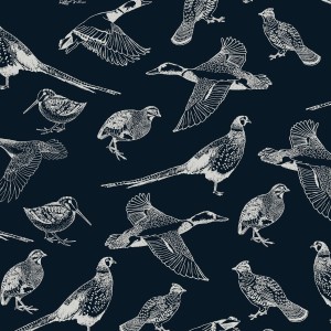Vliestapete Hunting Birds in Blau: Fototapete mit Jagdvögeln wie Fasan und Ente auf marineblauem Grund.