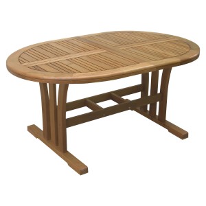 Ovaler Gartentisch Chelsea aus FSC®-Holz, naturfarben, 130x90 cm. Holztisch mit Lattenstruktur.
