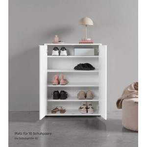 Weißer mokebo Schuhschrank "Der Concierge" mit zwei offenen Türen und mehreren Schuhpaaren.