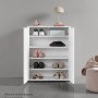 Weißer mokebo Schuhschrank "Der Concierge" mit zwei offenen Türen und mehreren Schuhpaaren.