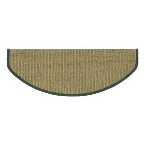 Halbrunde, grüne Karat Stufenmatte aus Sisal, selbstklebend, 23,5x65 cm. Naturprodukt für sicheren Tritt.
