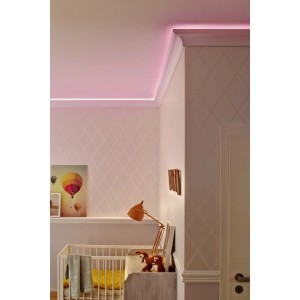 Ledvance LED-Strip Neon Flex im Kinderzimmer mit indirekter, warmweißer Beleuchtung.