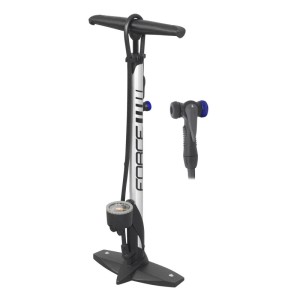 Force Standpumpe aus Alu in Silber, bis 11 Bar. Fahrradpumpe mit Manometer und Dual-Kopf.