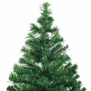 Detailaufnahme künstlicher, grüner Weihnachtsbaum mit 564 Zweigen und Deko.