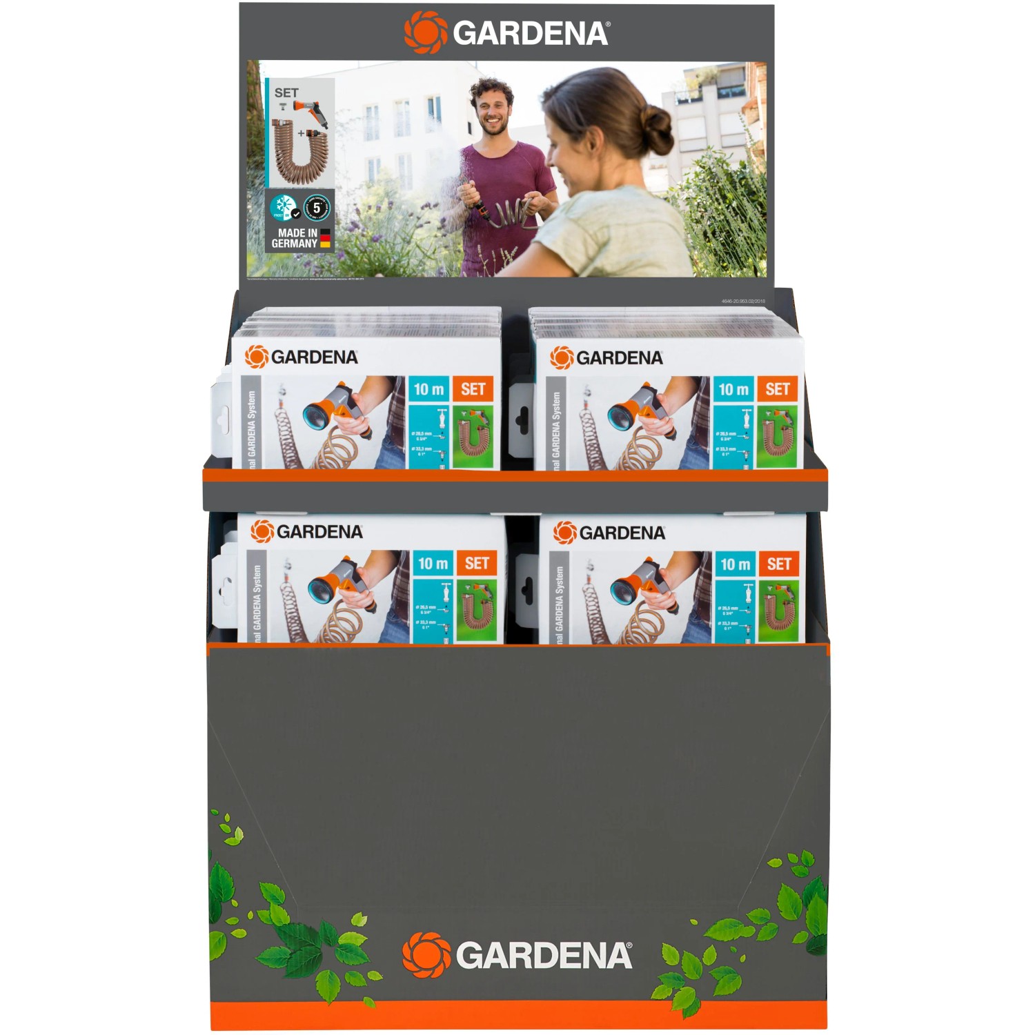 Gardena Spiralschlauch-Set 10m im Verkaufsdisplay. Gartenschlauch mit Brause und Zubehör.