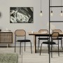 ML-Design Esszimmerstühle, 2er Set, schwarz mit Rattanlehne und gepolstert.