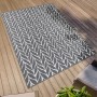 Grauer Primaflor In- und Outdoorteppich mit Zopfmuster, 160x220 cm. Kurzflorteppich für Terrasse und Balkon.